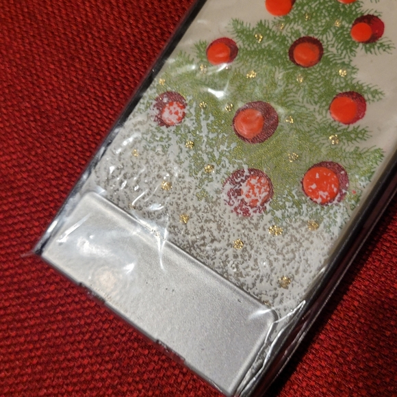 Flatyz Christmas 2 Wick Candle - Picture 4 of 8